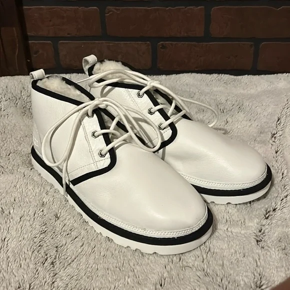 Shoes | Ugg Neumel Leather White And Black Woolliner Boots  display picture 2